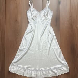 VTG Pinehurst White Slip Dress Nylon Glam Lingerie Sexy Lace Trim USA Sz 34 S